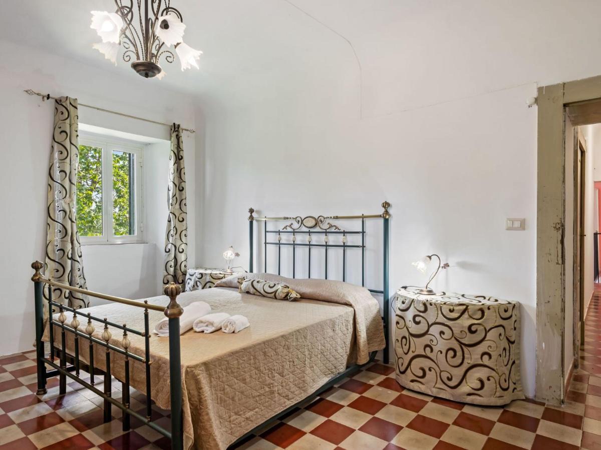 Belvilla By Oyo Casa Otaiti Maniace Экстерьер фото